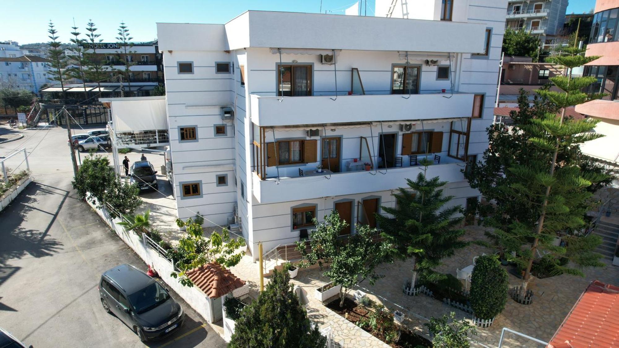 Hotel Chris كساميل المظهر الخارجي الصورة