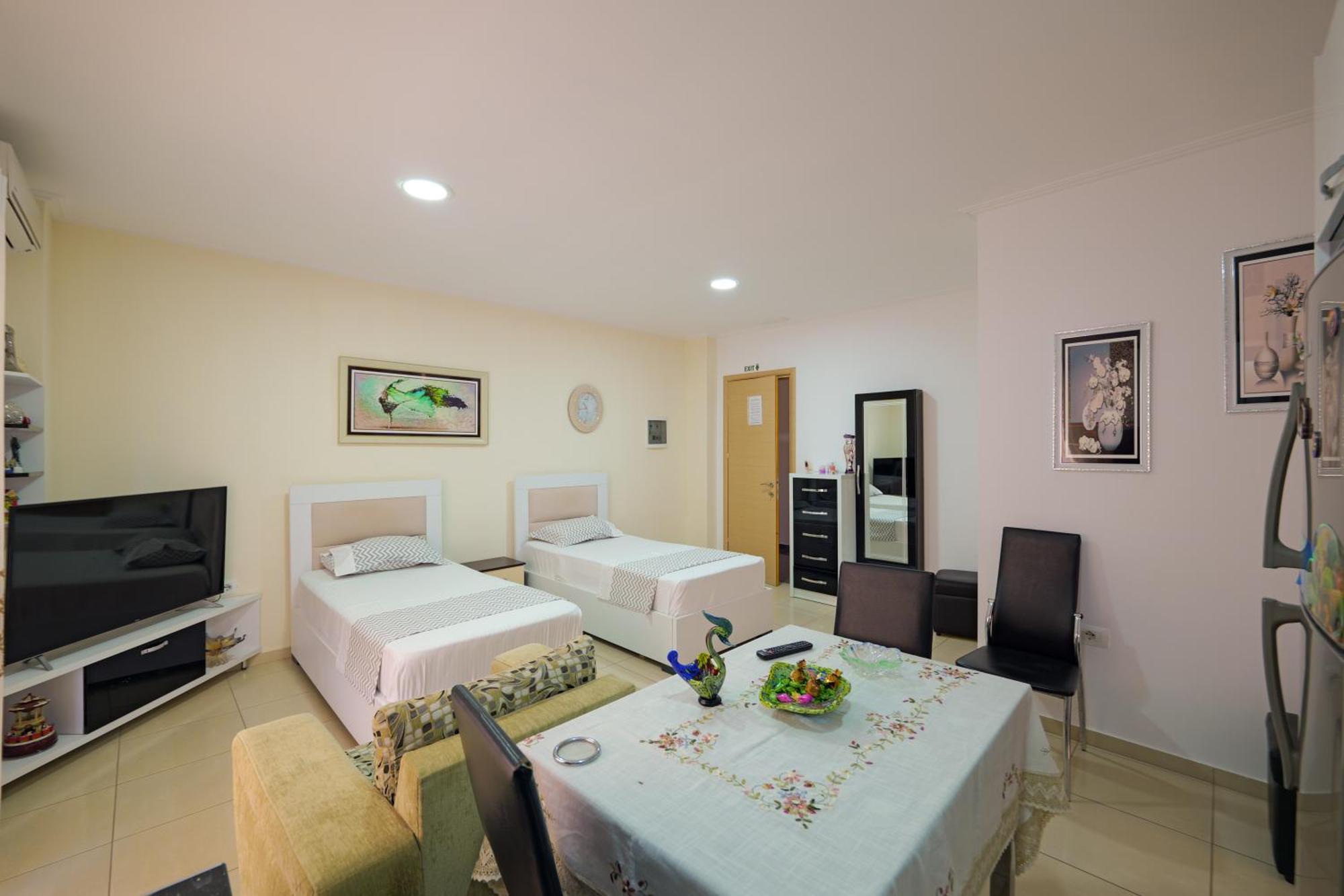 Hotel Chris كساميل المظهر الخارجي الصورة