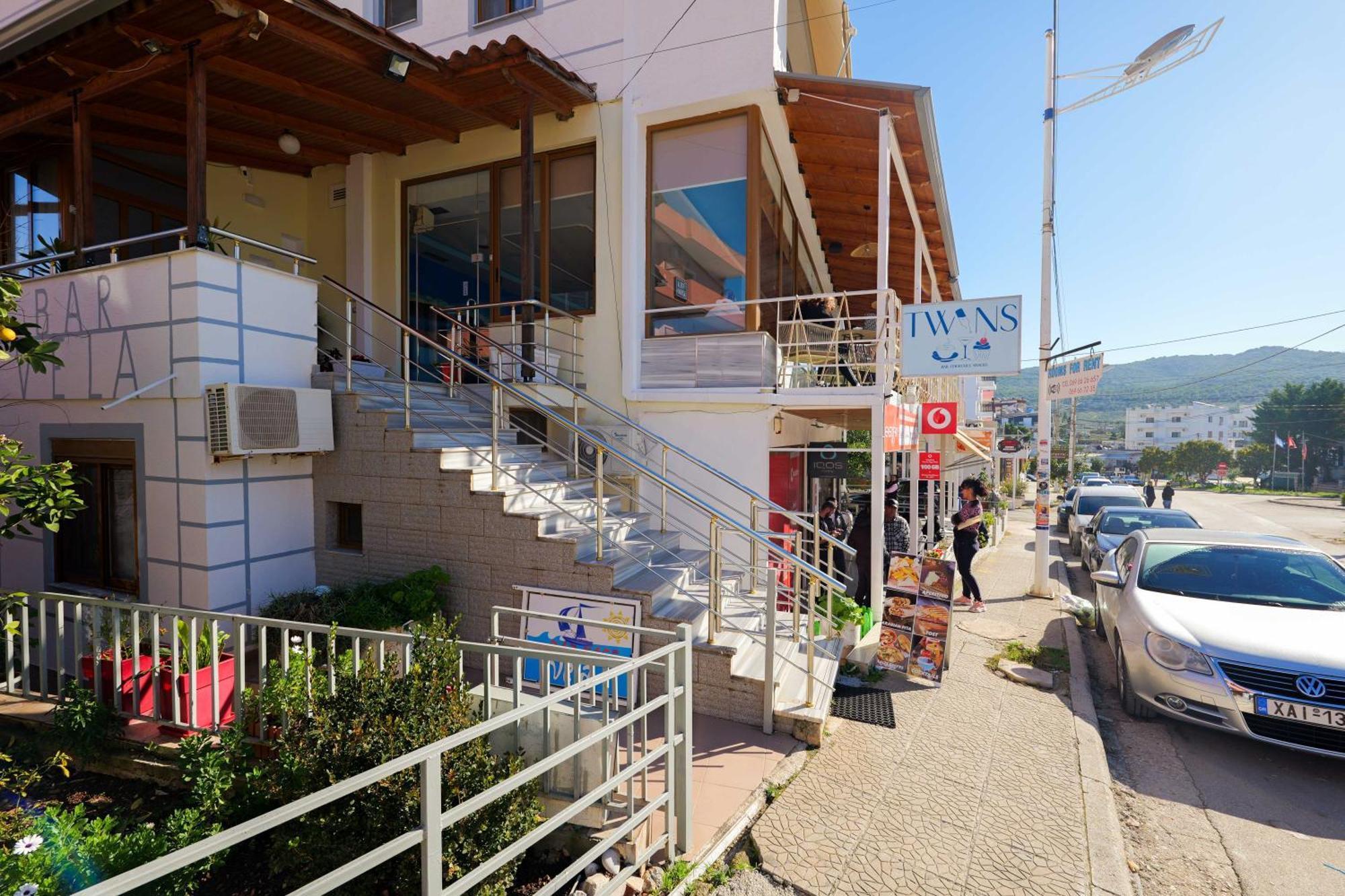 Hotel Chris كساميل المظهر الخارجي الصورة